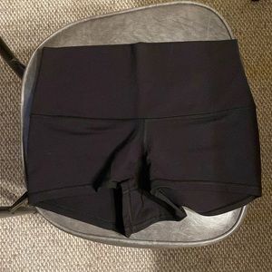 Lululemon black shorts